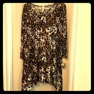 Crepes Leopard Print Tunic 3XL